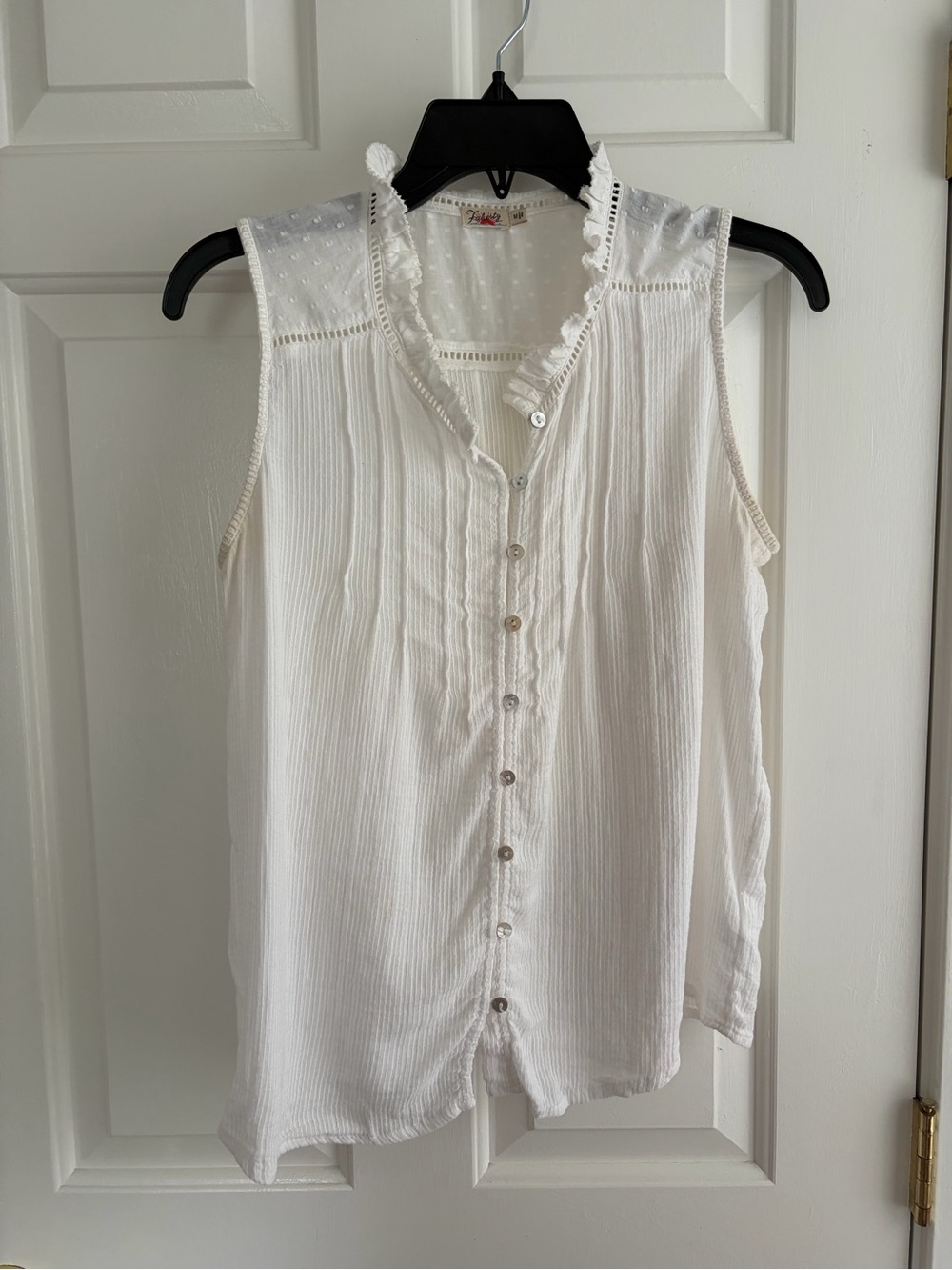 Faherty White Sleeveless Ruffle-Trim Button Front Top